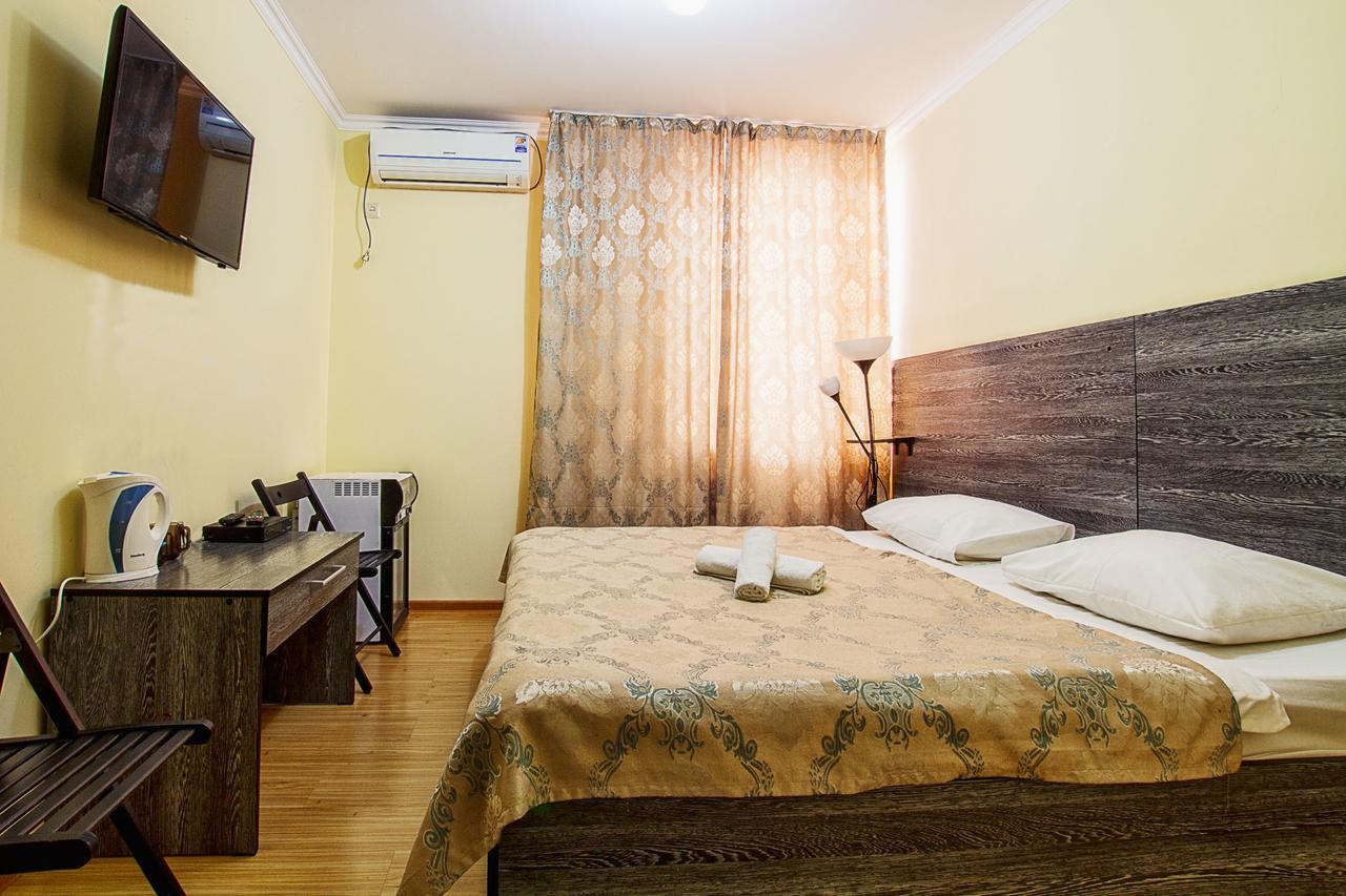 Bereket Hotel Astana Exterior photo