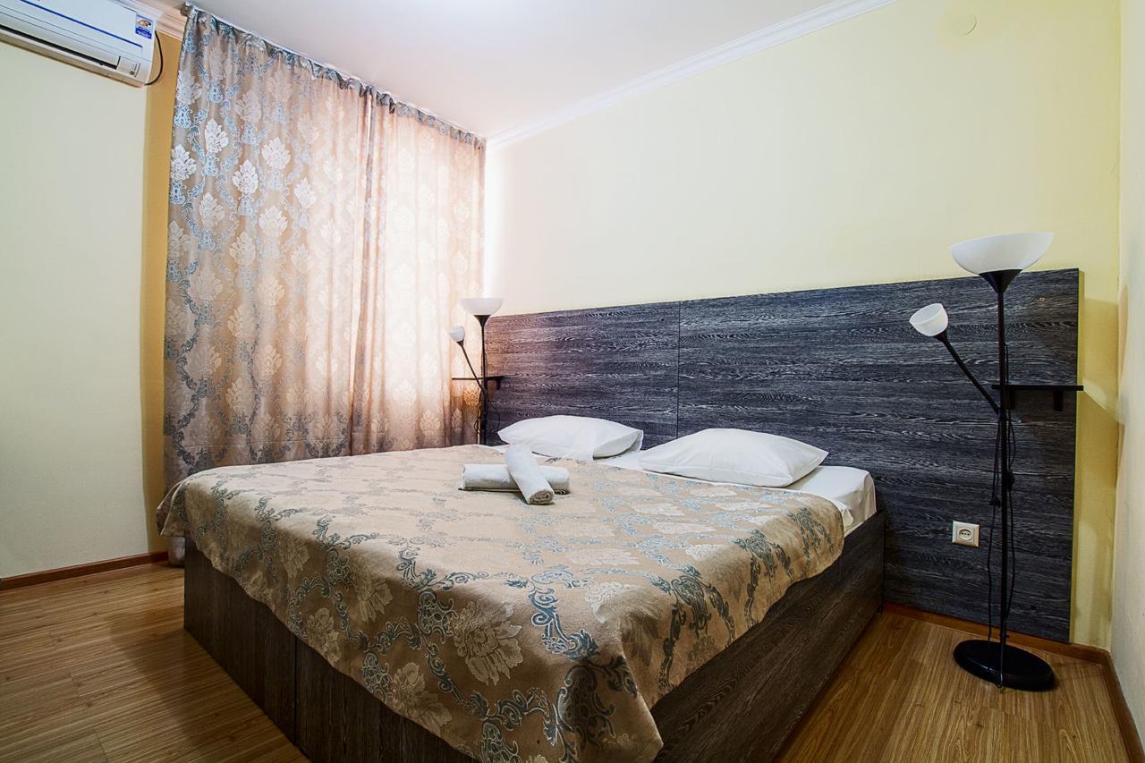 Bereket Hotel Astana Exterior photo