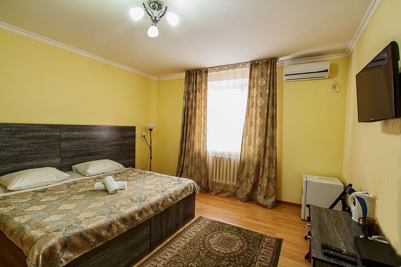 Bereket Hotel Astana Exterior photo